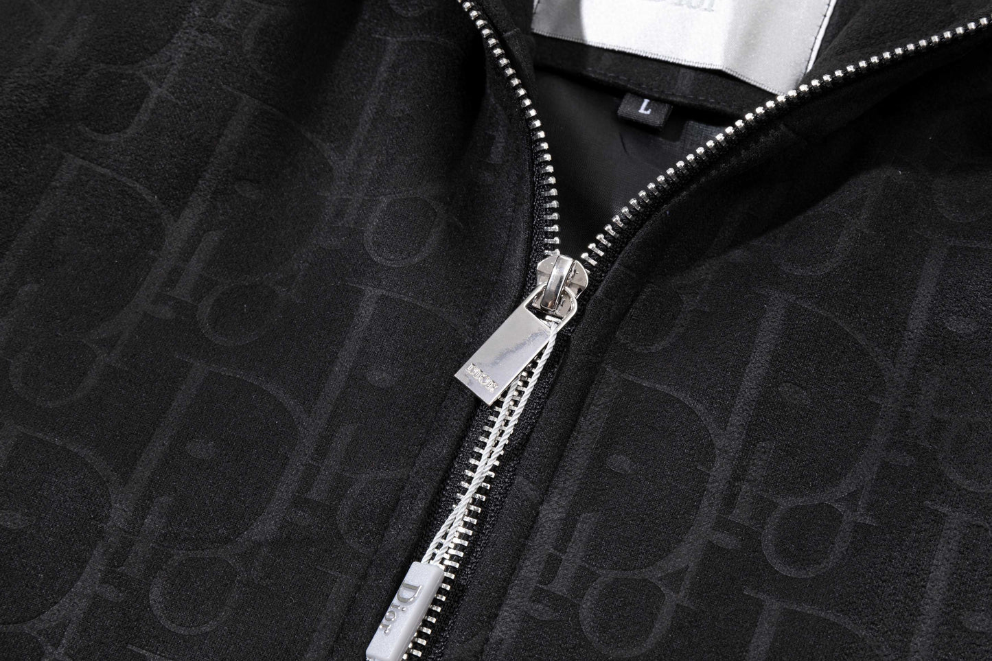 251008 New high-quality deerskin fleece hooded jacket with full embossed printing process