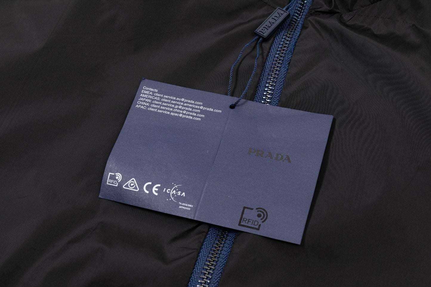 251008 New high-quality classic triangular label double-sided wearing jacket