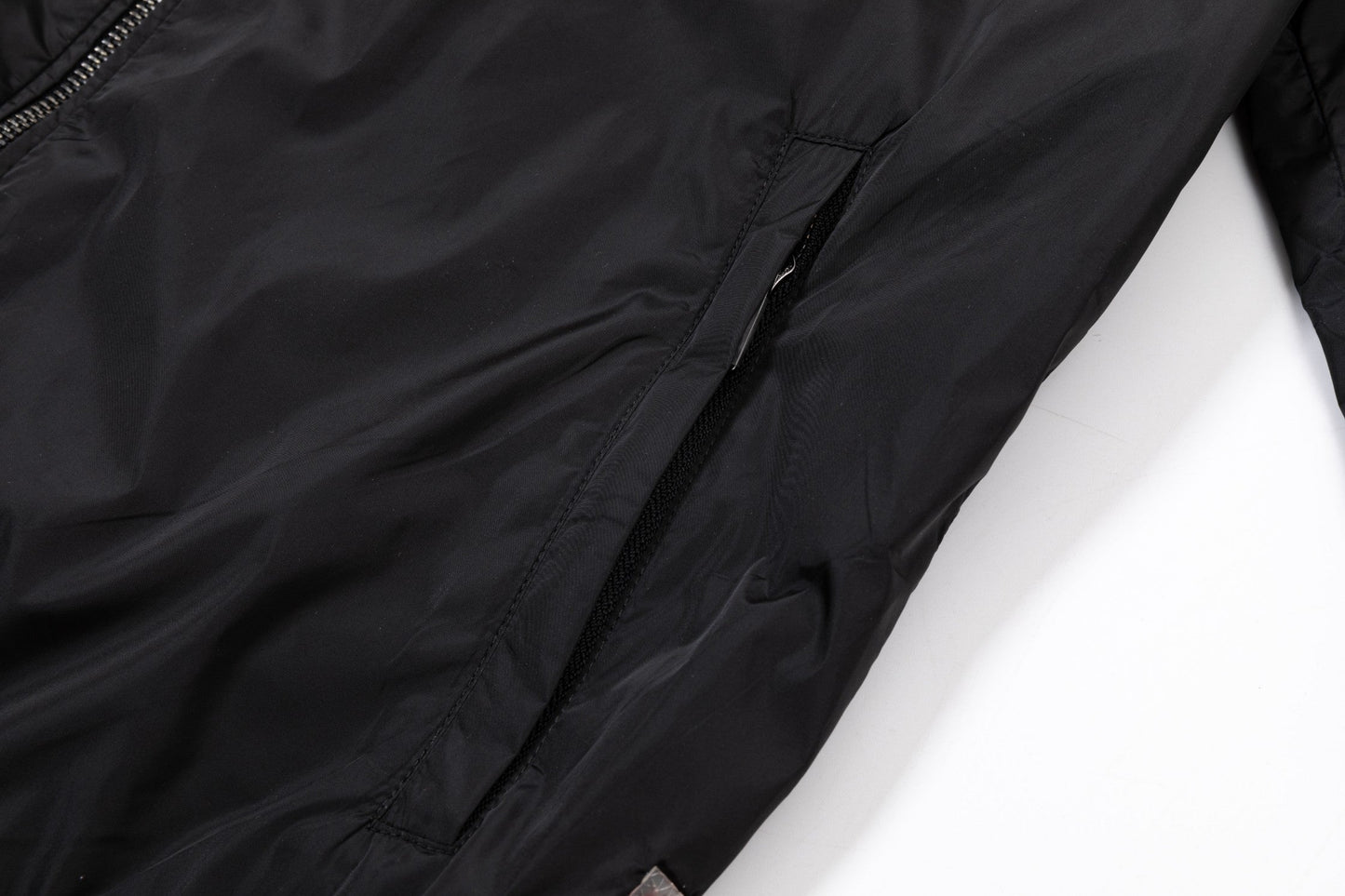 251008 New high-quality classic triangular label double-sided wearing jacket