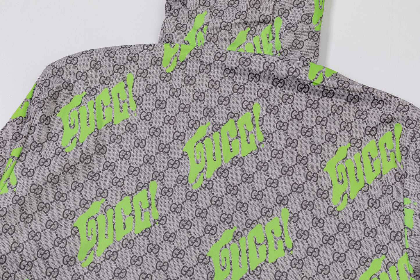 251008 new high-quality hooded jacket with a full print design