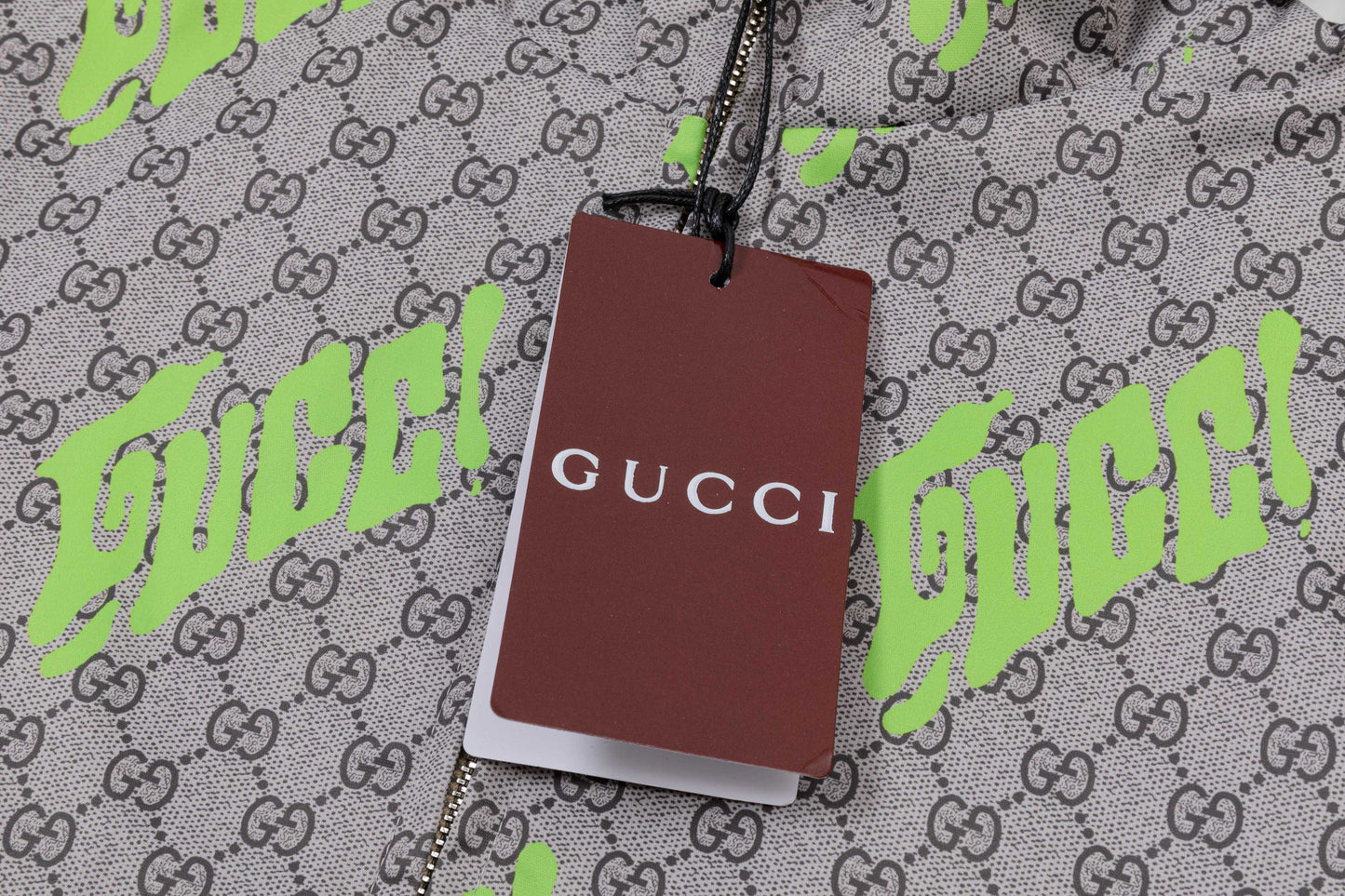251008 new high-quality hooded jacket with a full print design