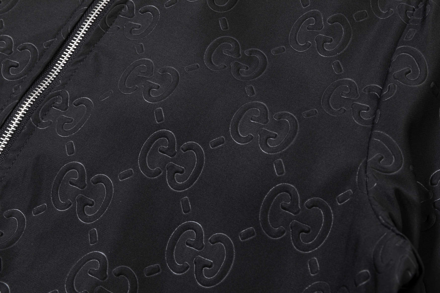 251008 new high-quality hooded jacket with a full print design