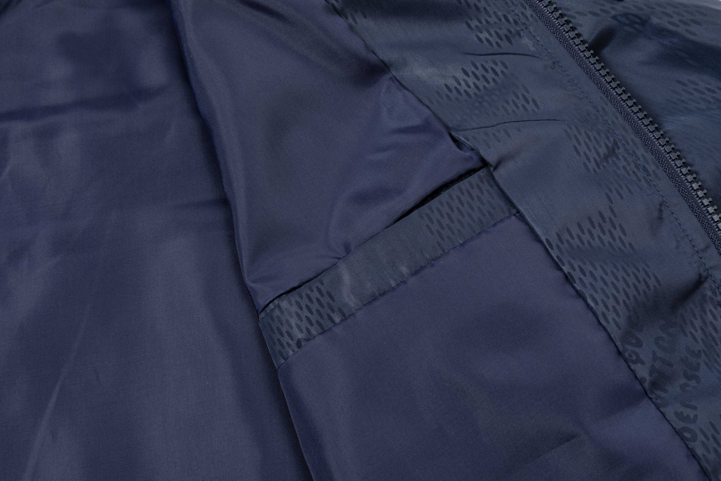 251008 New high-quality dark-patterned checkerboard hooded trench jacket
