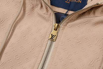251008 New high-quality three-dimensional embossed hooded trench coat