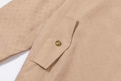 251008 New high-quality three-dimensional embossed hooded trench coat