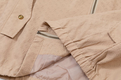 251008 New high-quality three-dimensional embossed hooded trench coat