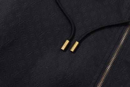 251008 New high-quality three-dimensional embossed hooded trench coat