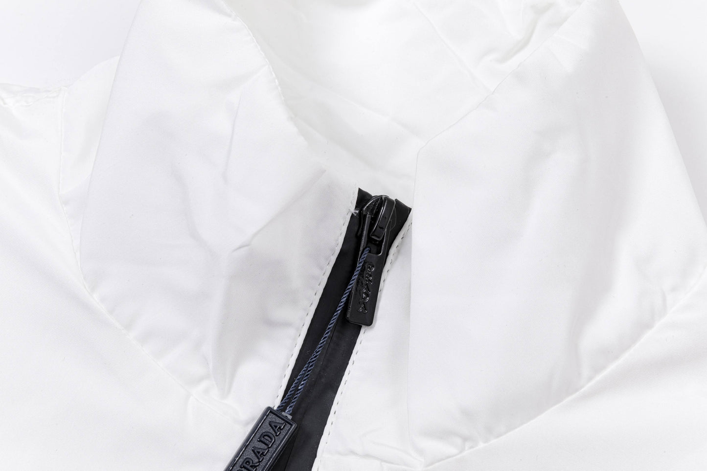 251008 New high-quality color-blocking stand-up collar windbreaker jacket