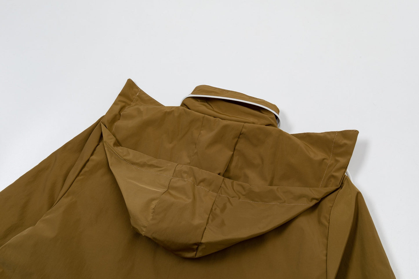 251008 new high-quality hooded trench jacket with a patchwork cap design
