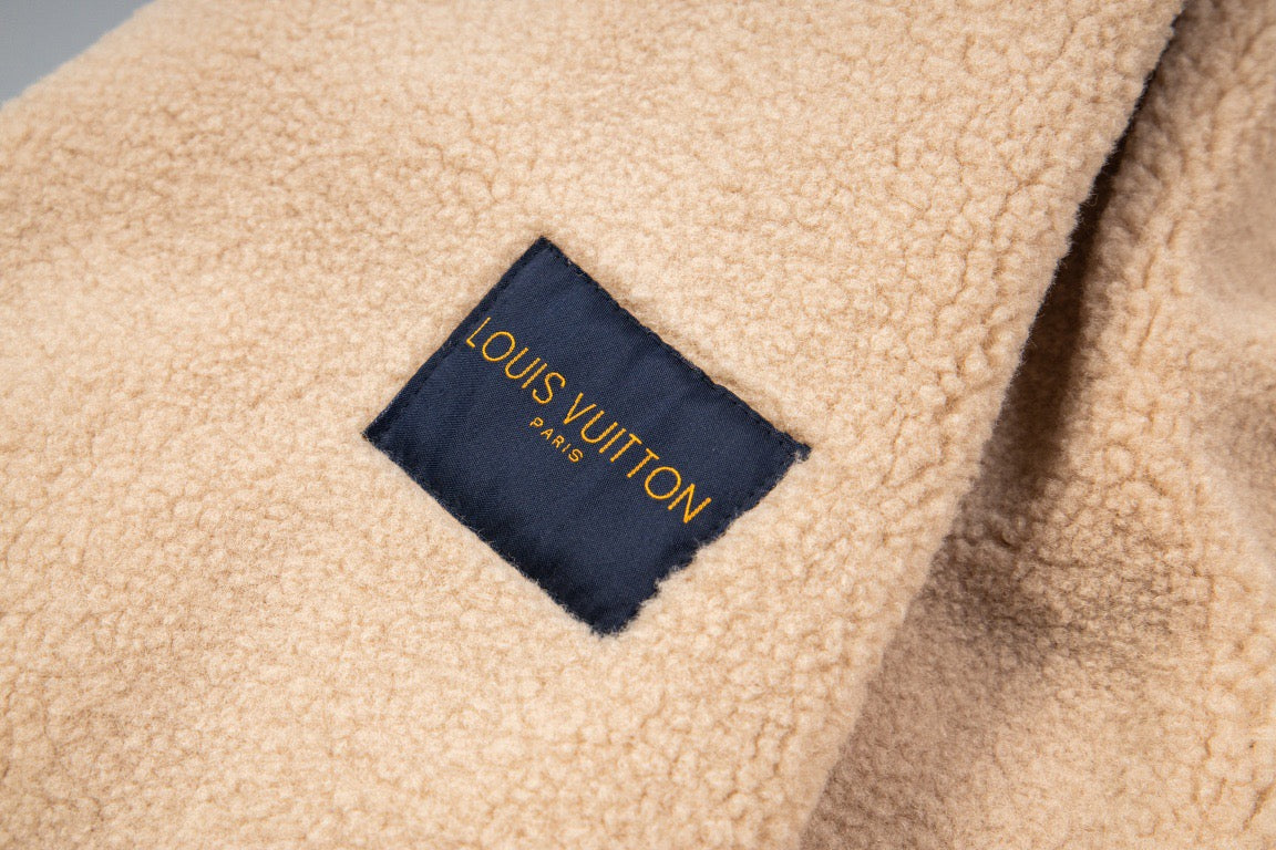 251014 A new high-quality thick lambskin denim jacket
