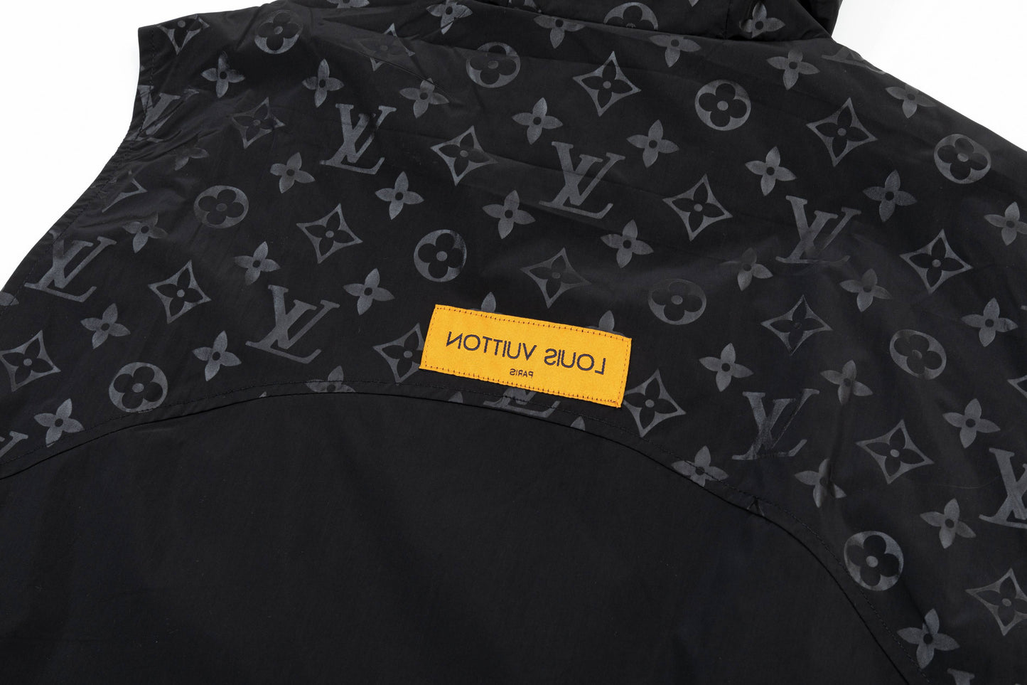 251014 New high-quality custom fabric heavy-duty hooded jacket vest