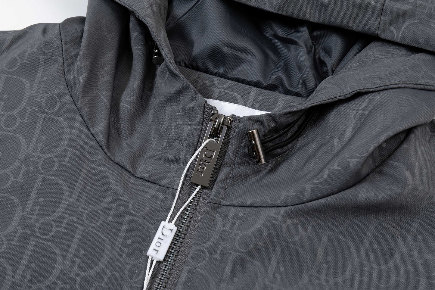 251014 A new high-quality custom fabric hooded jacket
