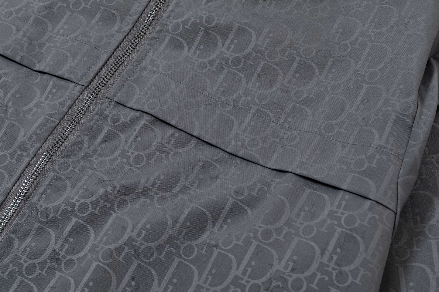 251014 A new high-quality custom fabric hooded jacket