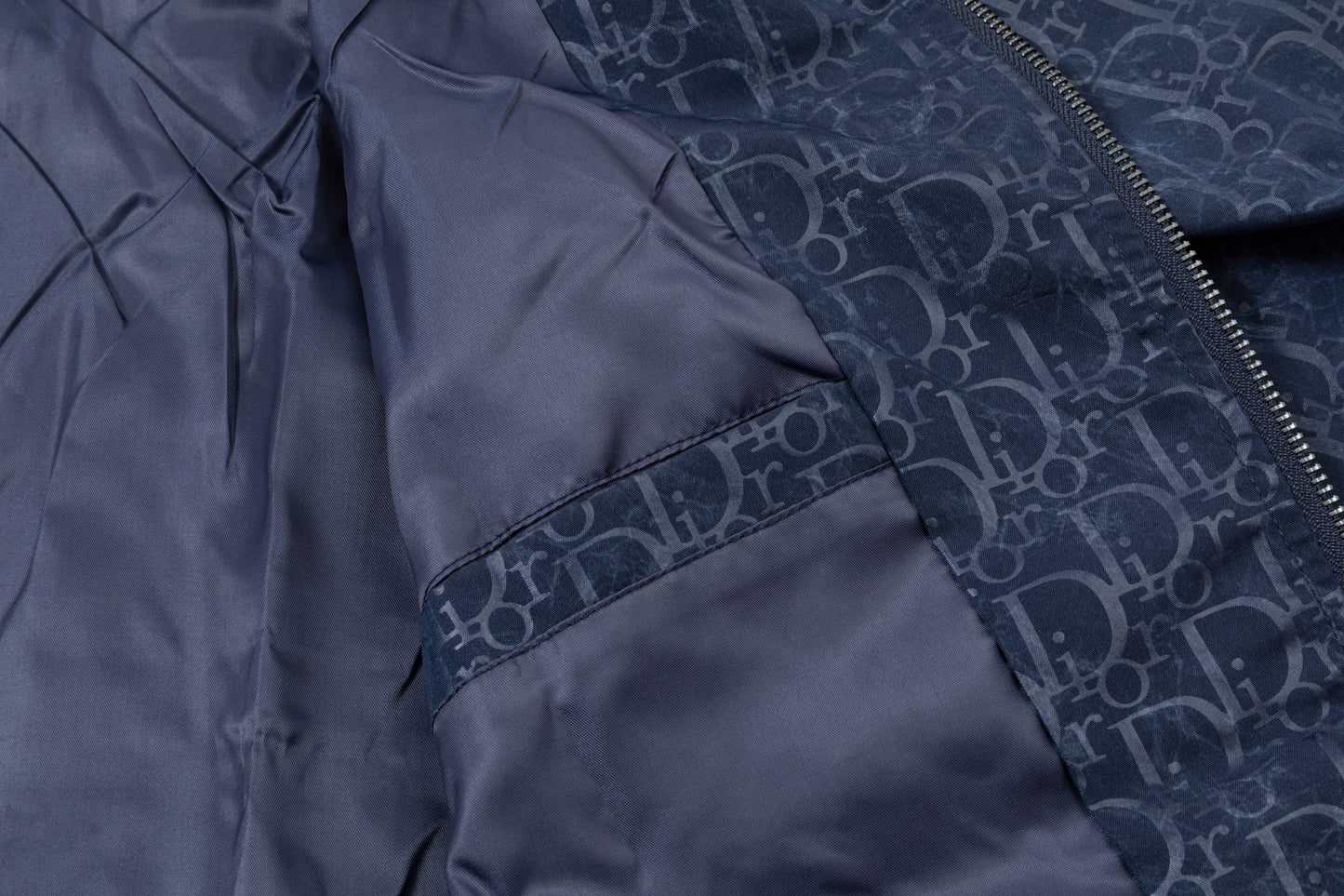 251014 A new high-quality custom fabric hooded jacket