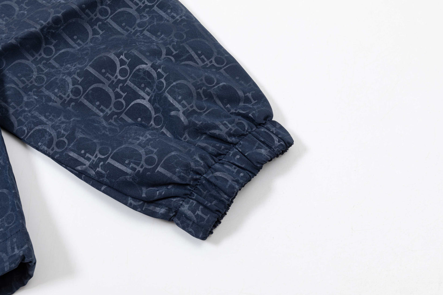 251014 A new high-quality custom fabric hooded jacket