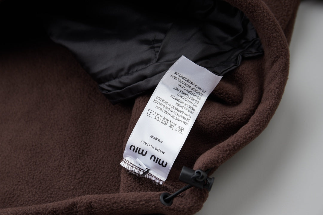 251014 New high-quality embroidered logo polar fleece zipper jacket