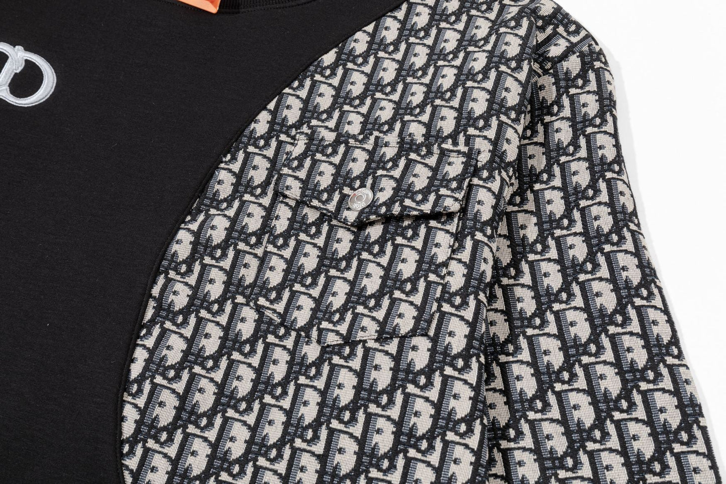 251014 A new high-quality fabric patchwork pocket round-neck sweatshirt