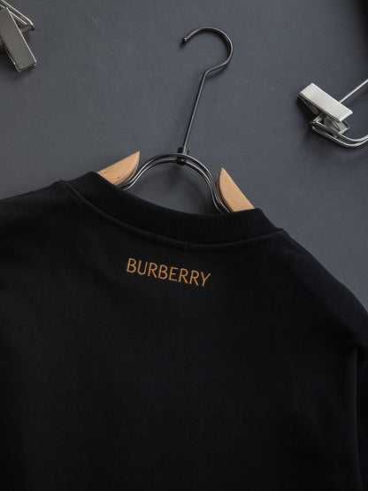 251014 A new high-quality classic checkered patchwork round-neck sweatshirt