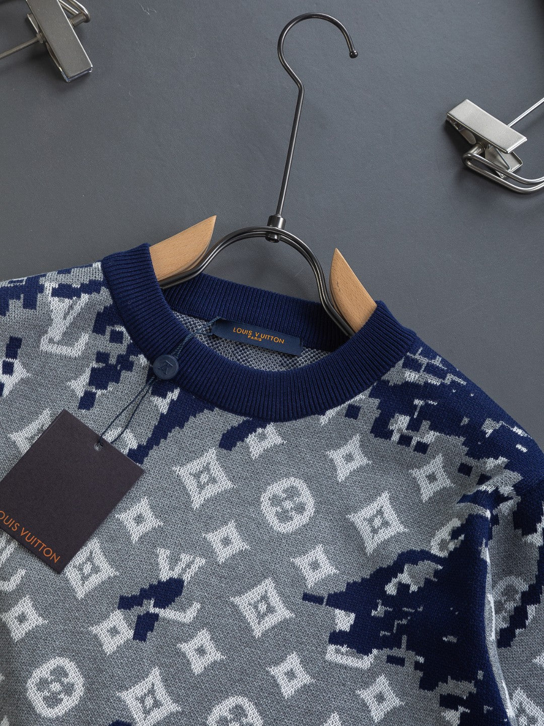 251014 A new high-quality jacquard full-printed graffiti letter round-neck sweatshirt