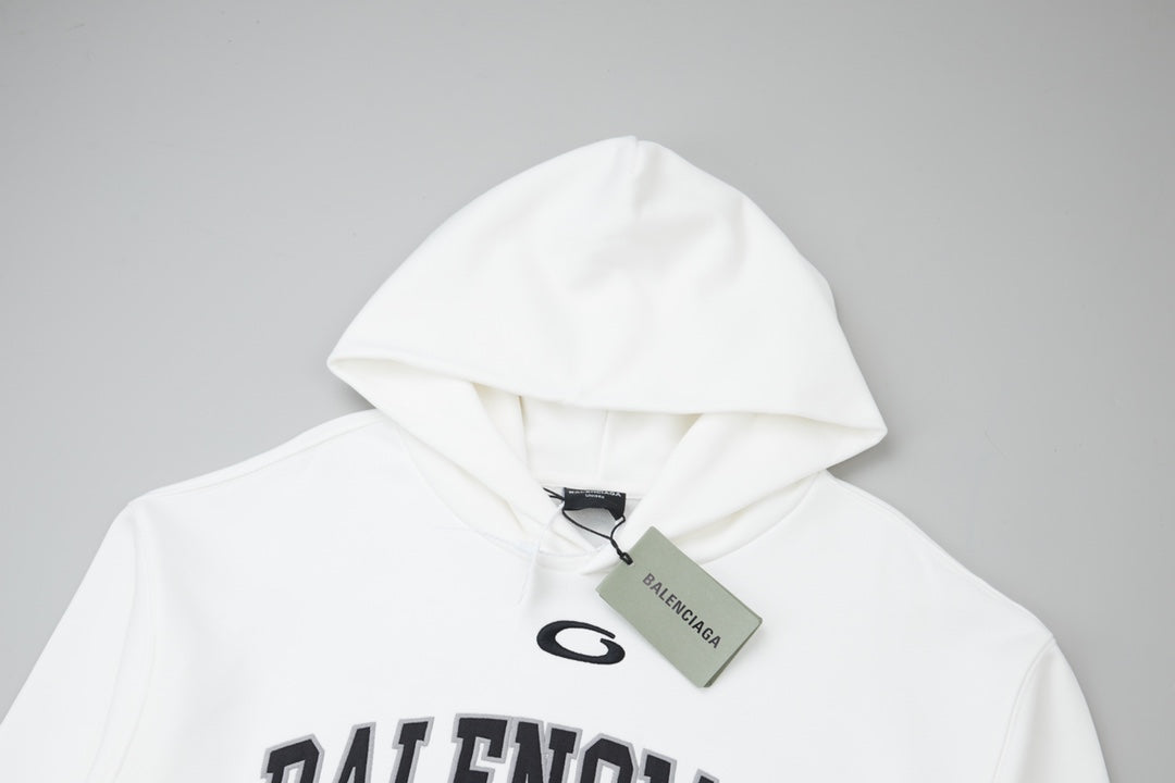 251014 New high-quality basketball series embroidered hooded sweatshirt