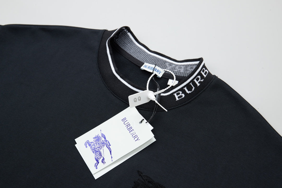 251014 A new high-quality, color-blocking, threaded, embroidered round-neck sweatshirt