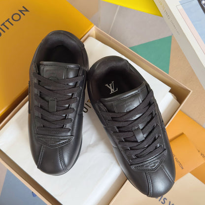 251014  New high-quality casual daily sports shoes
