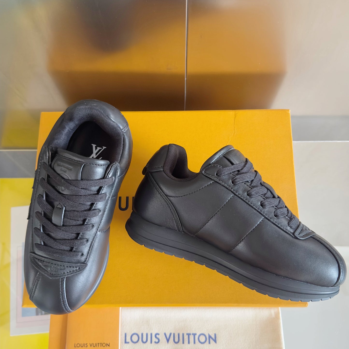 251014  New high-quality casual daily sports shoes
