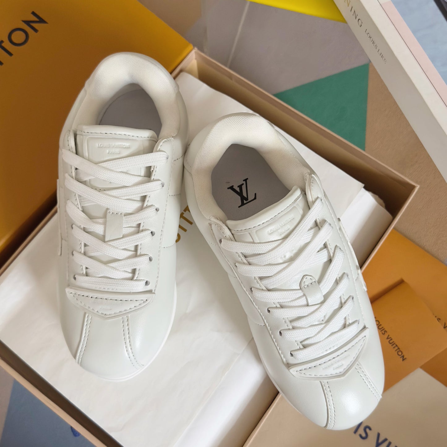 251014  New high-quality casual daily sports shoes