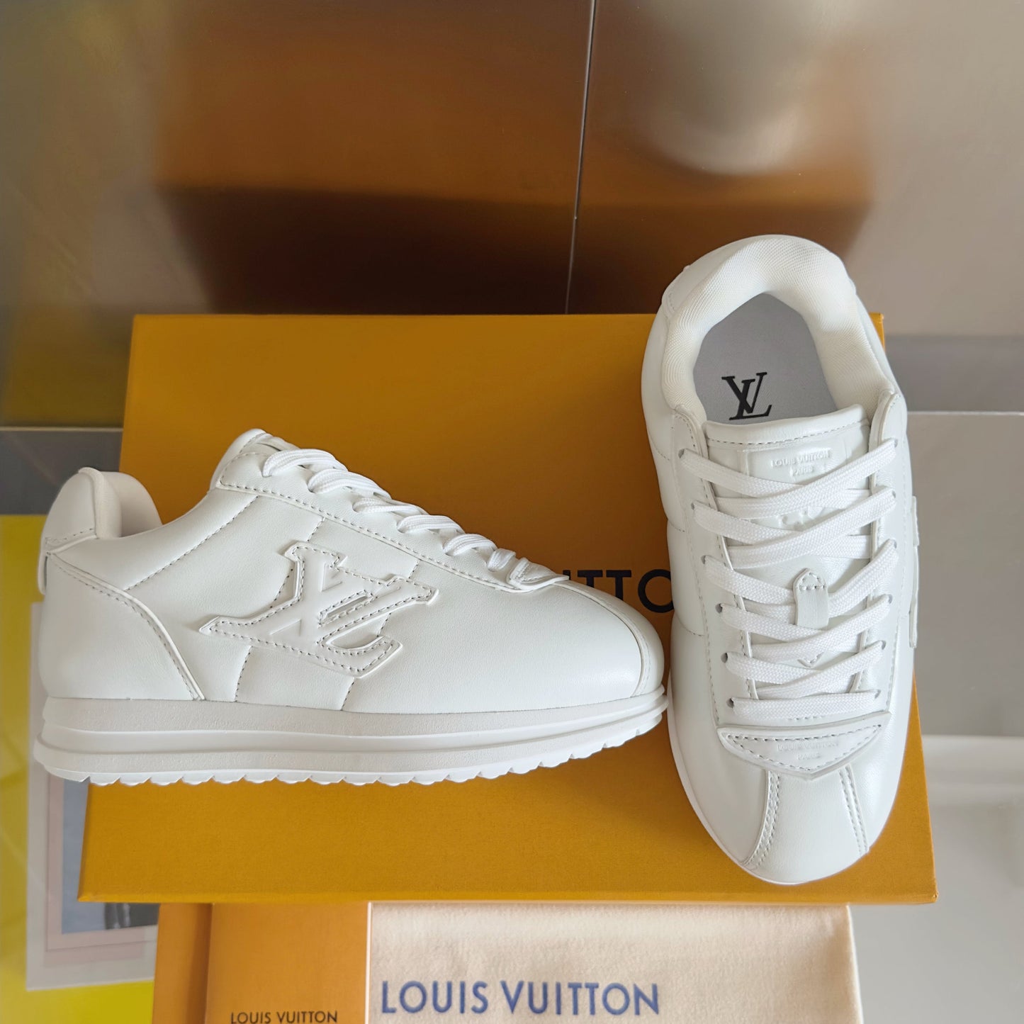 251014  New high-quality casual daily sports shoes