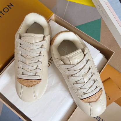 251014  New high-quality casual daily sports shoes
