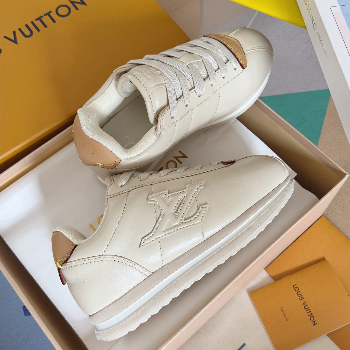 251014  New high-quality casual daily sports shoes