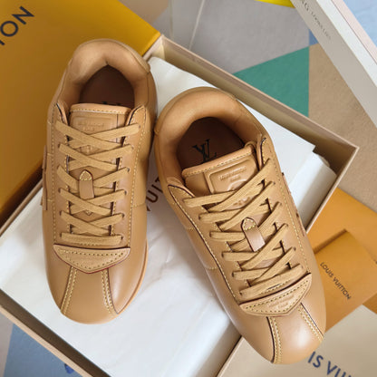 251014  New high-quality casual daily sports shoes