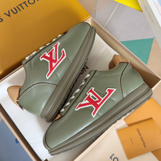 251014  New high-quality casual daily sports shoes