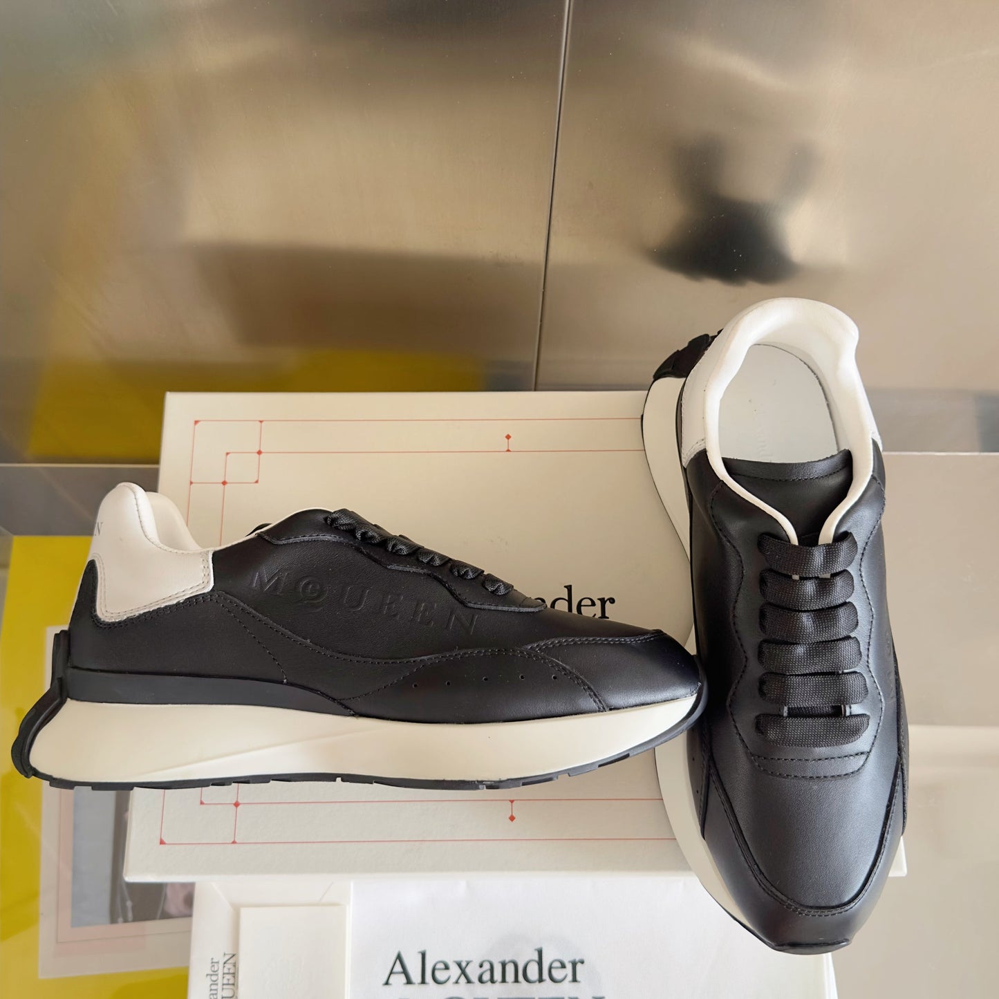 251014  New high-quality casual daily sports shoes