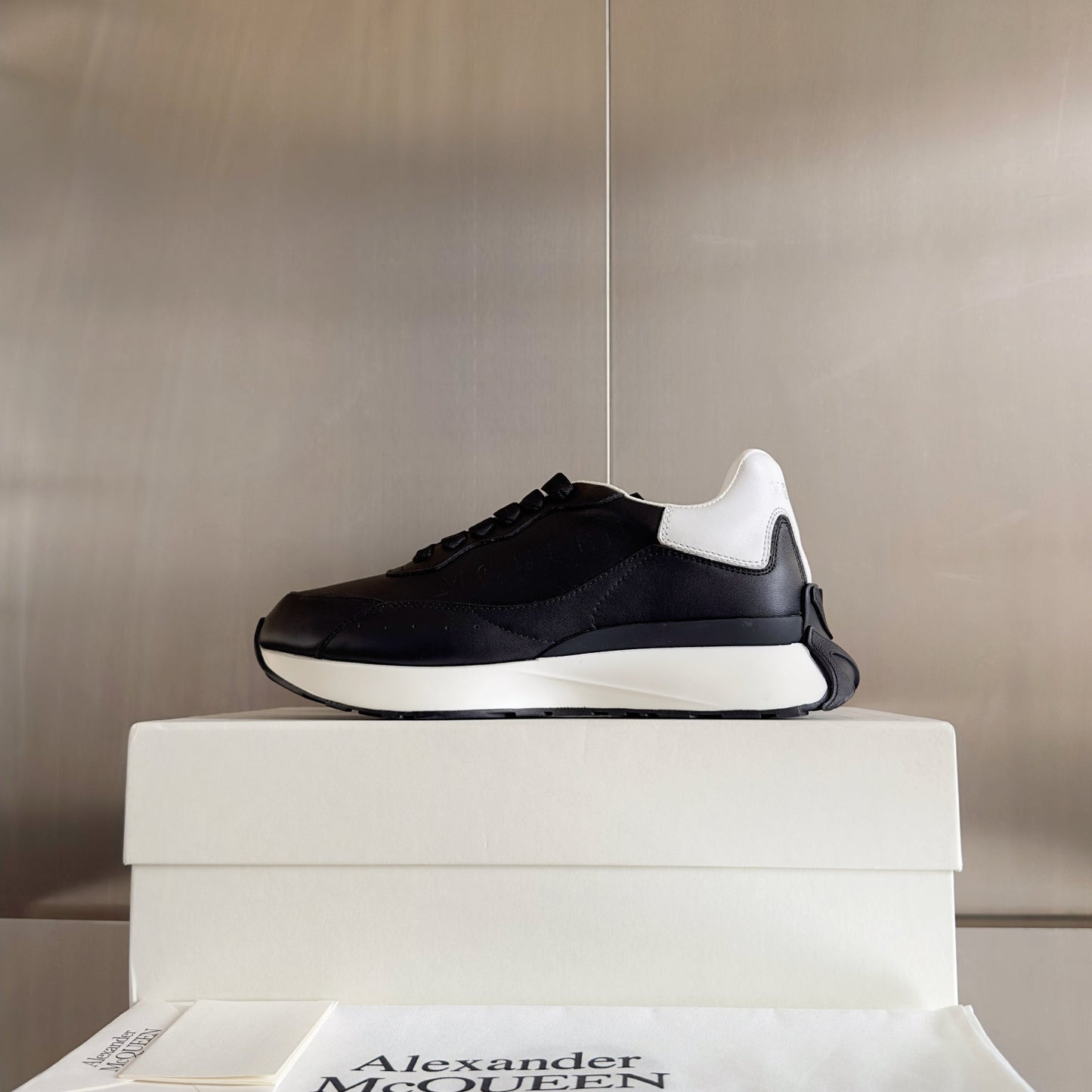 251014  New high-quality casual daily sports shoes