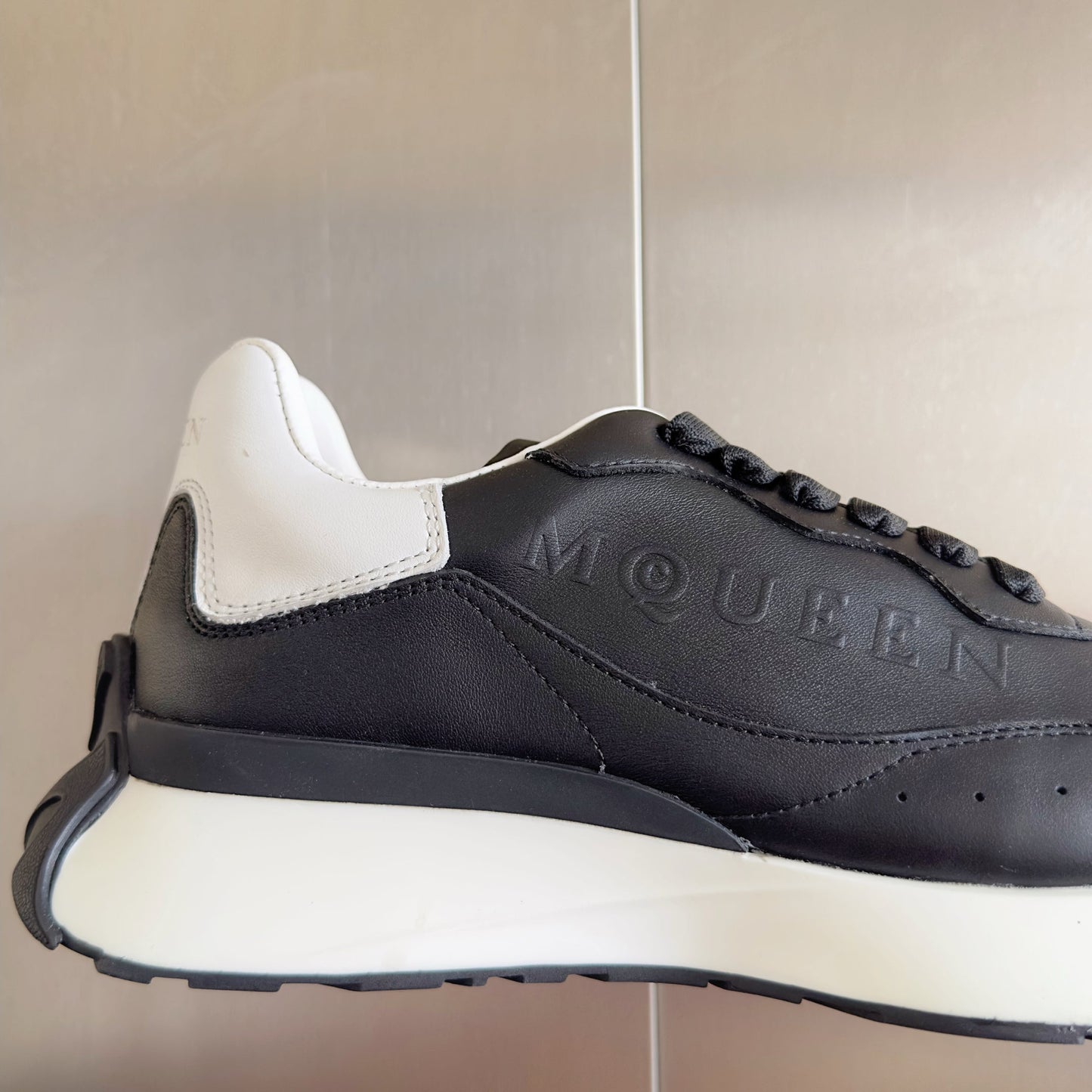 251014  New high-quality casual daily sports shoes