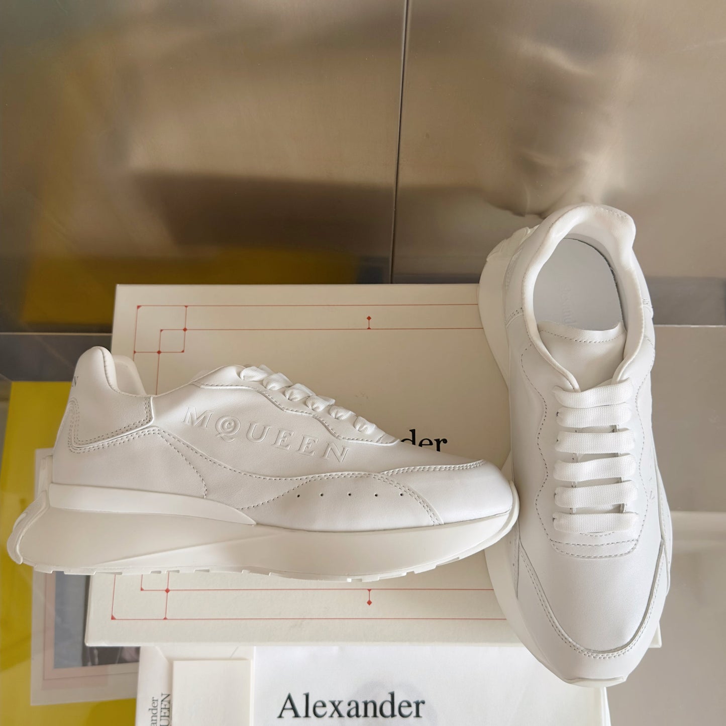 251014  New high-quality casual daily sports shoes