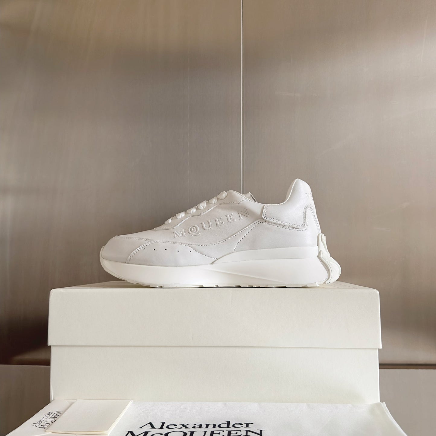 251014  New high-quality casual daily sports shoes