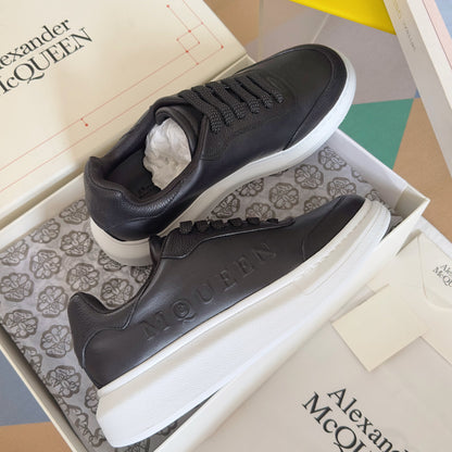 251014  New high-quality casual daily sports shoes