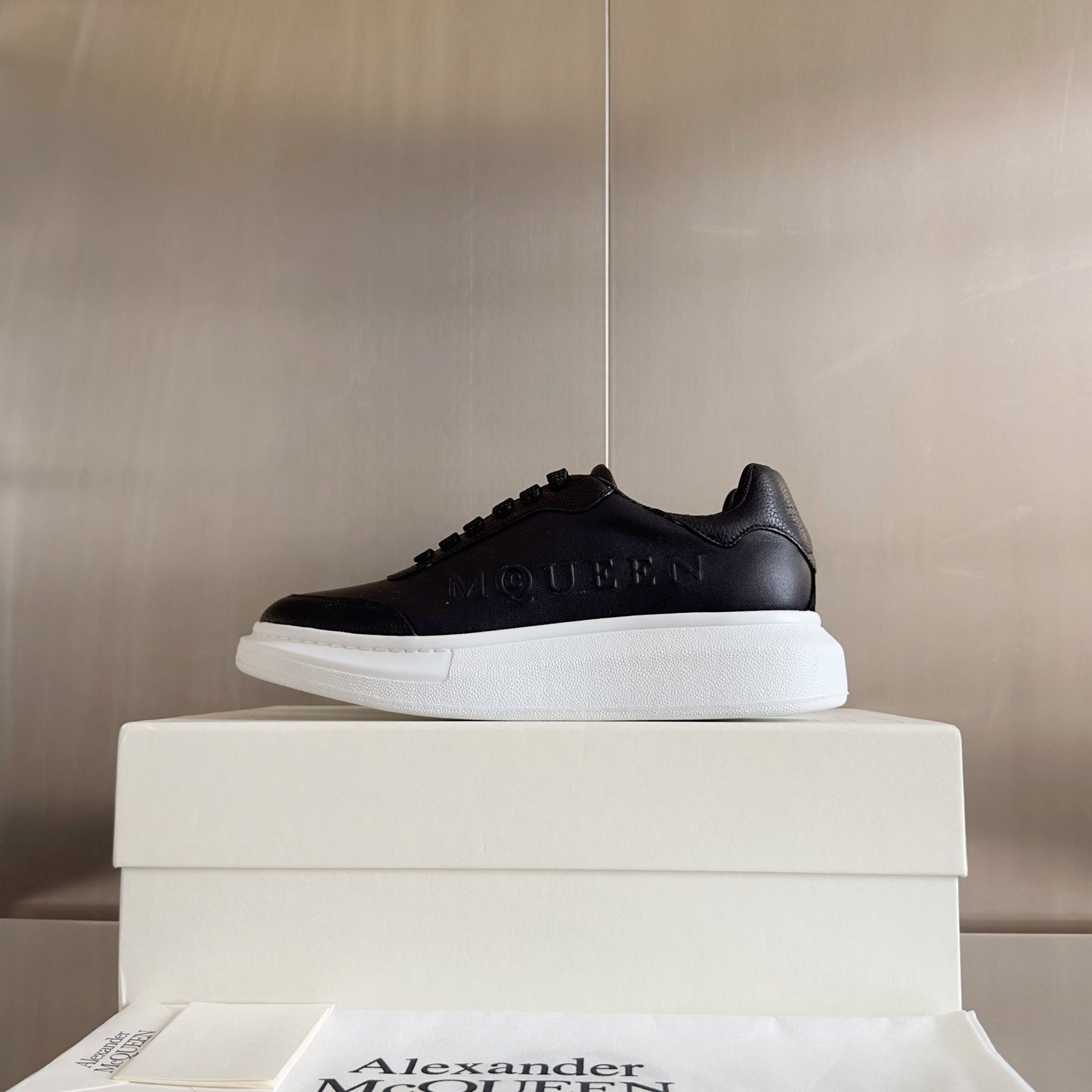 251014  New high-quality casual daily sports shoes