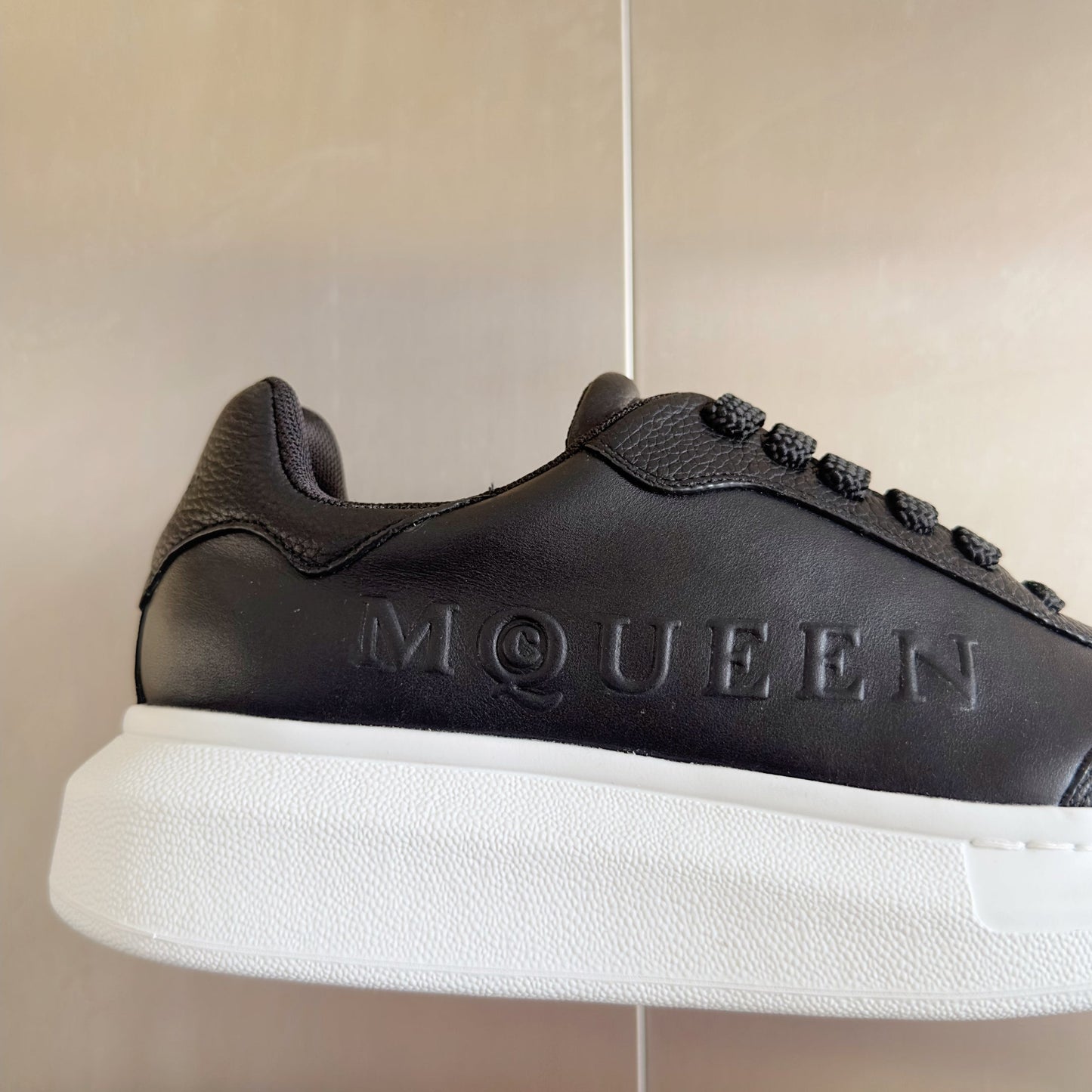 251014  New high-quality casual daily sports shoes