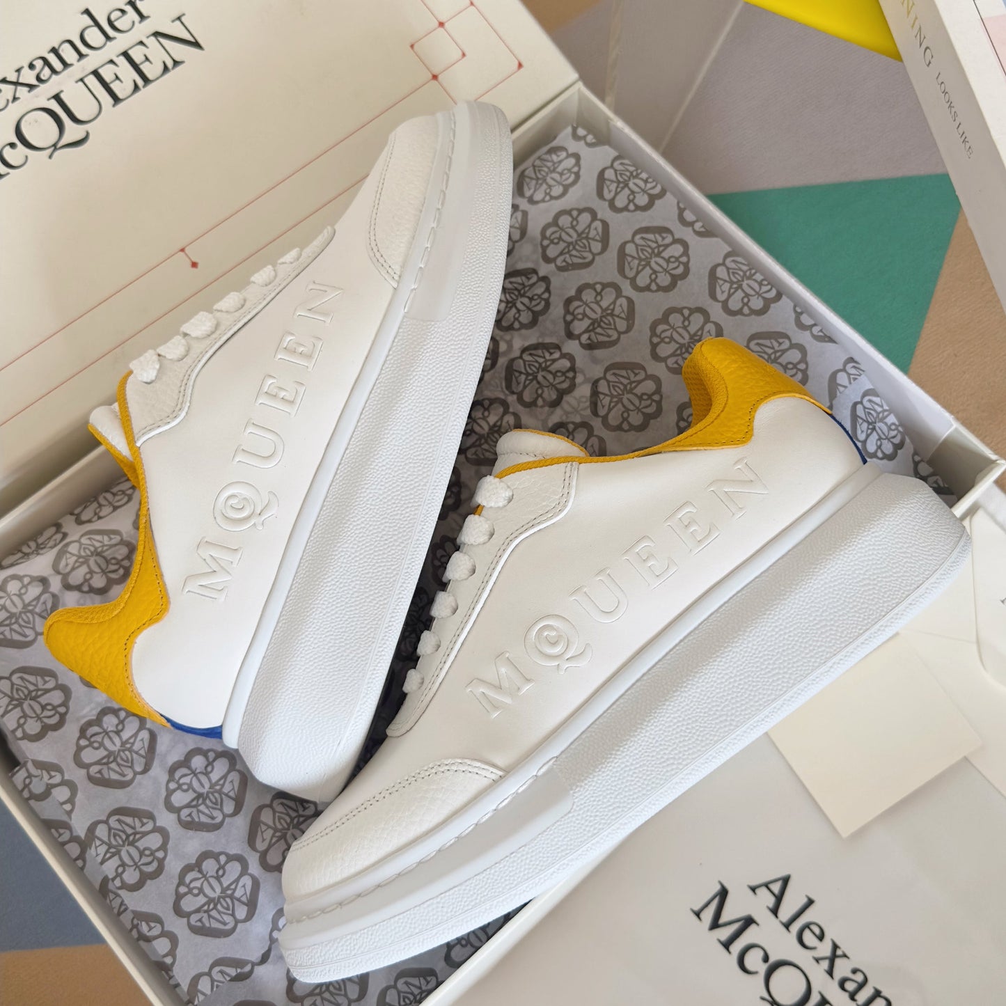 251014  New high-quality casual daily sports shoes
