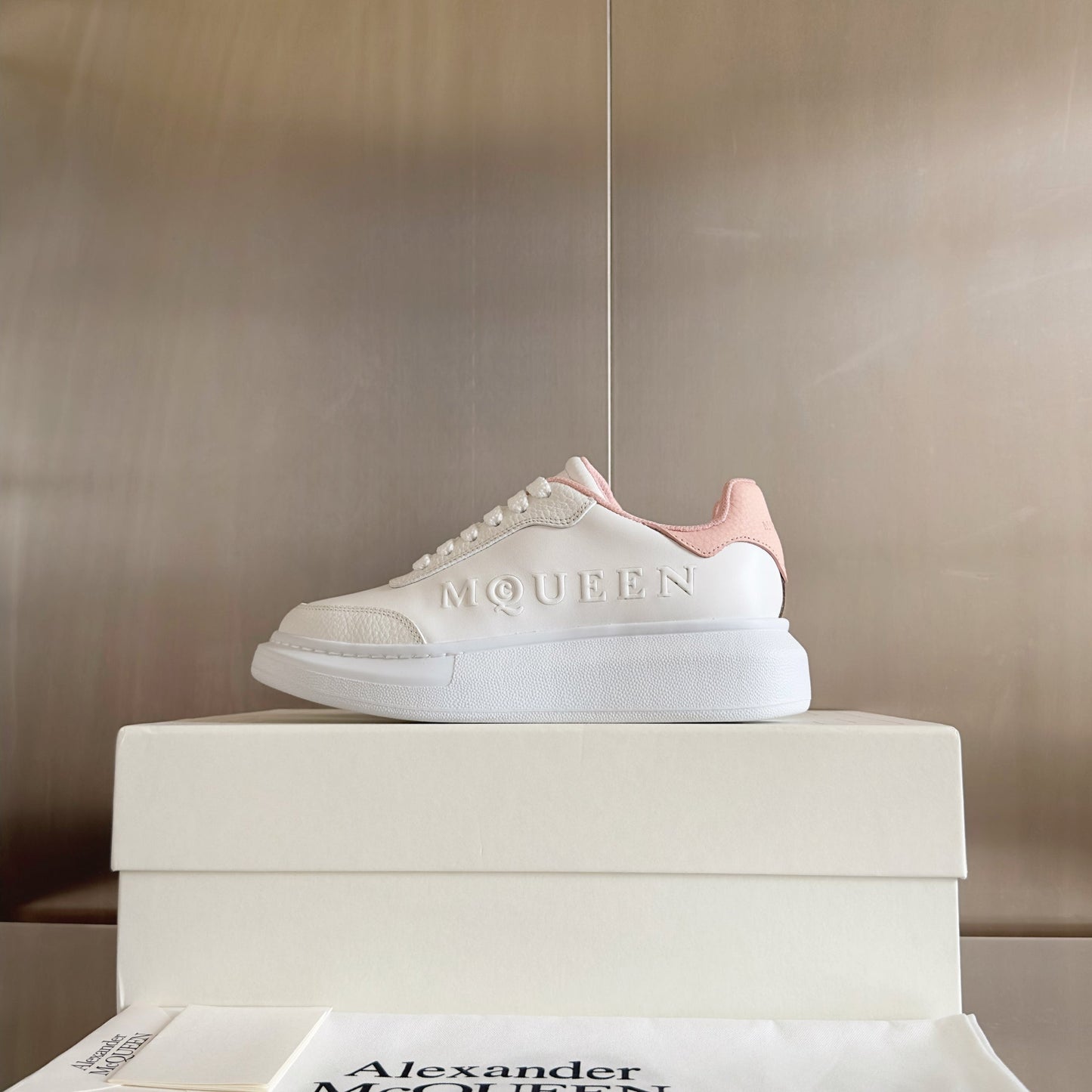 251014  New high-quality casual daily sports shoes