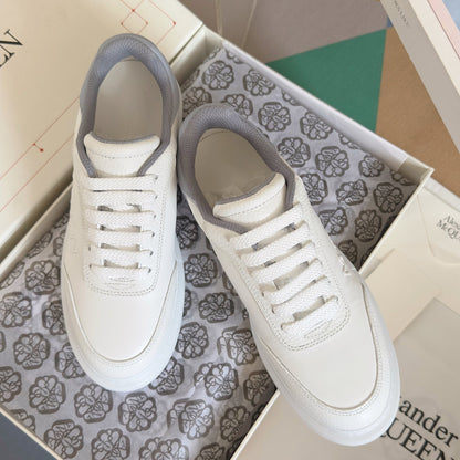 251014  New high-quality casual daily sports shoes