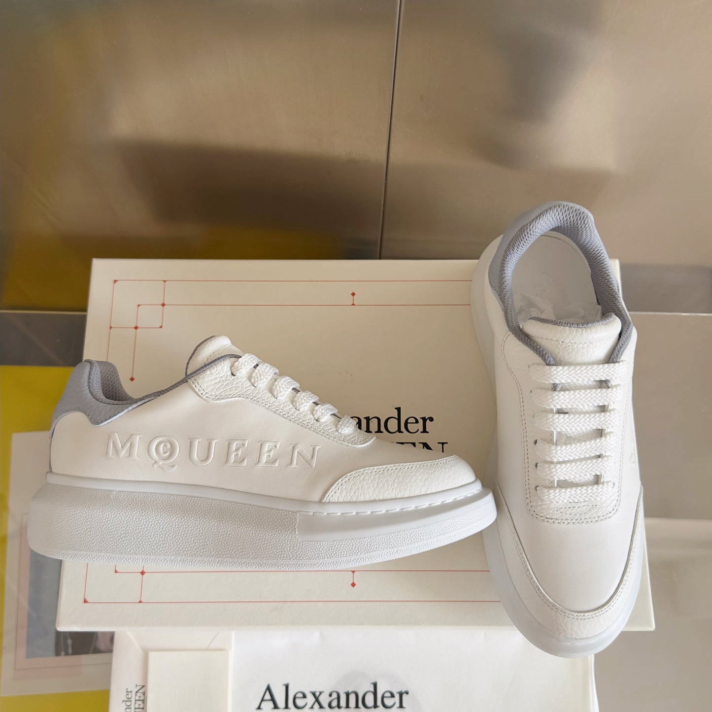 251014  New high-quality casual daily sports shoes