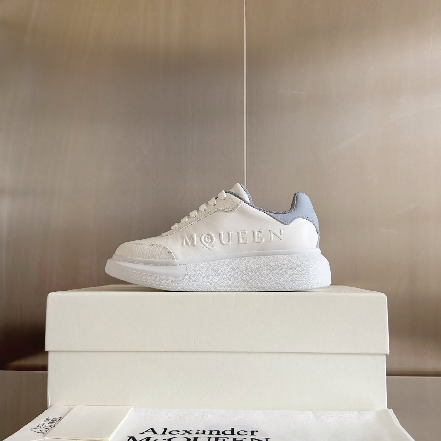 251014  New high-quality casual daily sports shoes