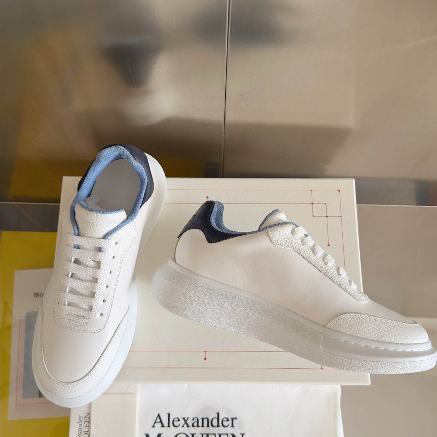 251014  New high-quality casual daily sports shoes