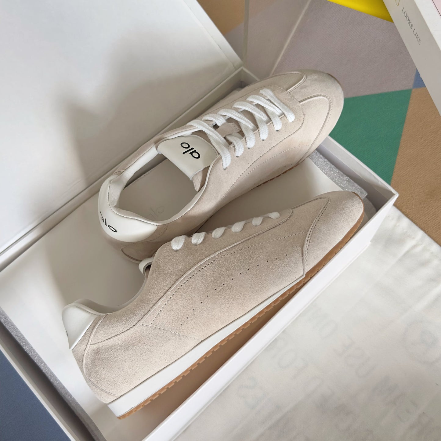 251014  New high-quality casual daily sports shoes