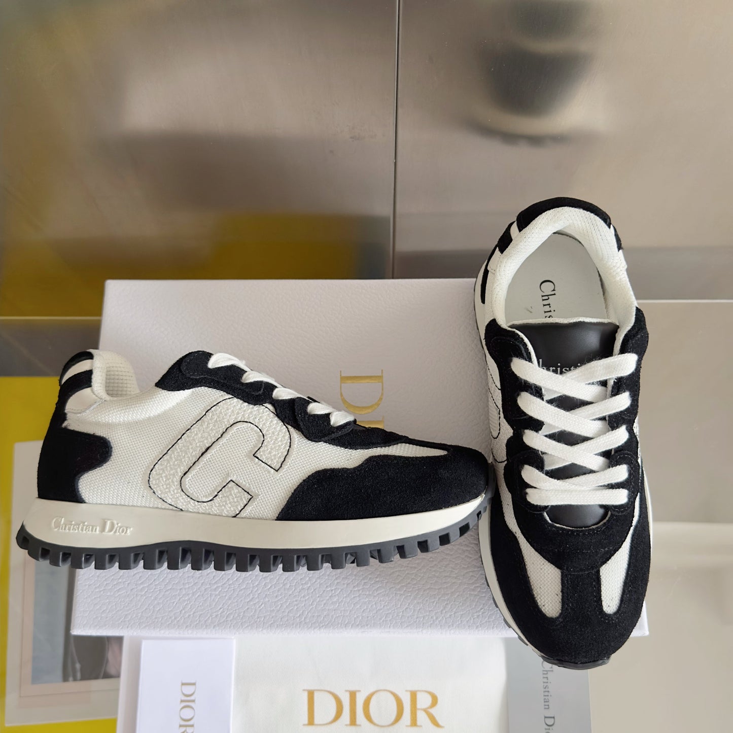 251014  New high-quality casual daily sports shoes