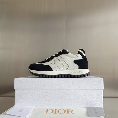 251014  New high-quality casual daily sports shoes